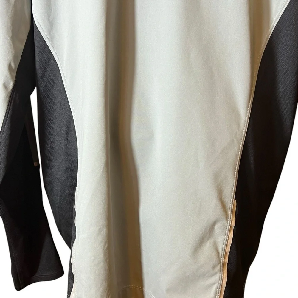 The North Face Gray and Black Jacket for men size XXL/TTG